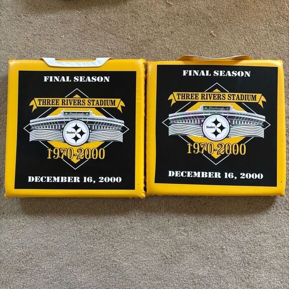 2 Pittsburgh Steelers Three Rivers Stadium Final Season Seat Cushions - Picture 1 of 9